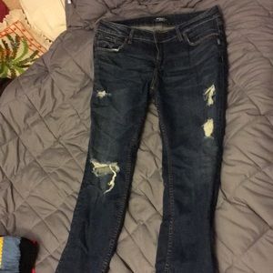 women’s ripped skinny jeans